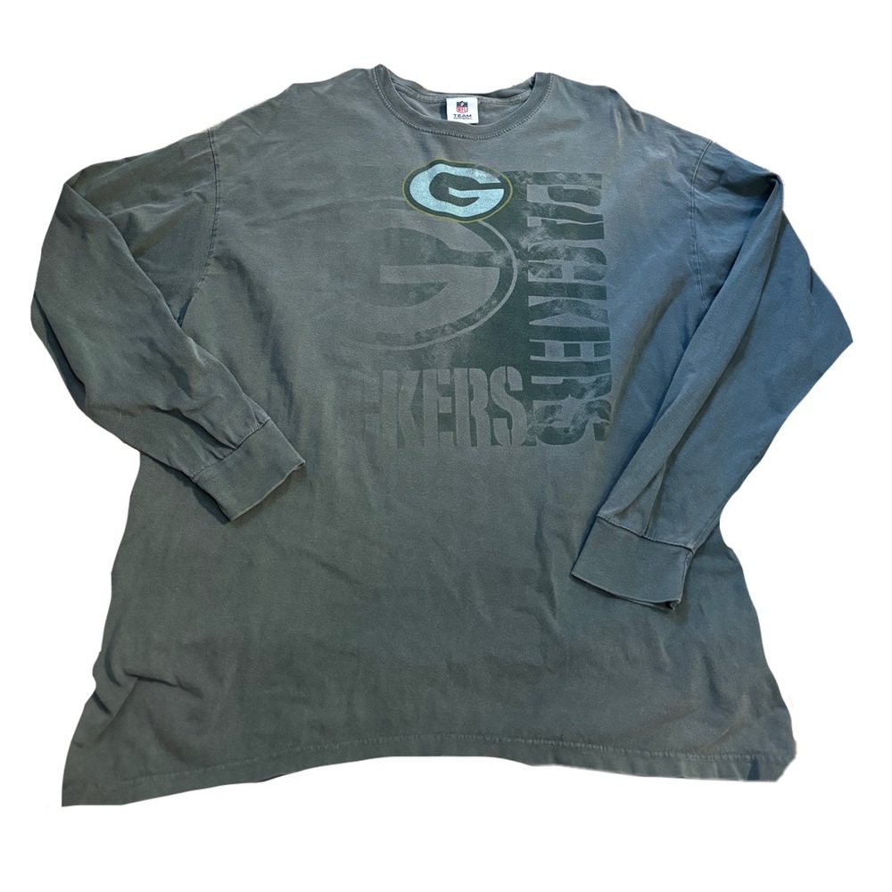 NFL Team Apparel Gray Shirt